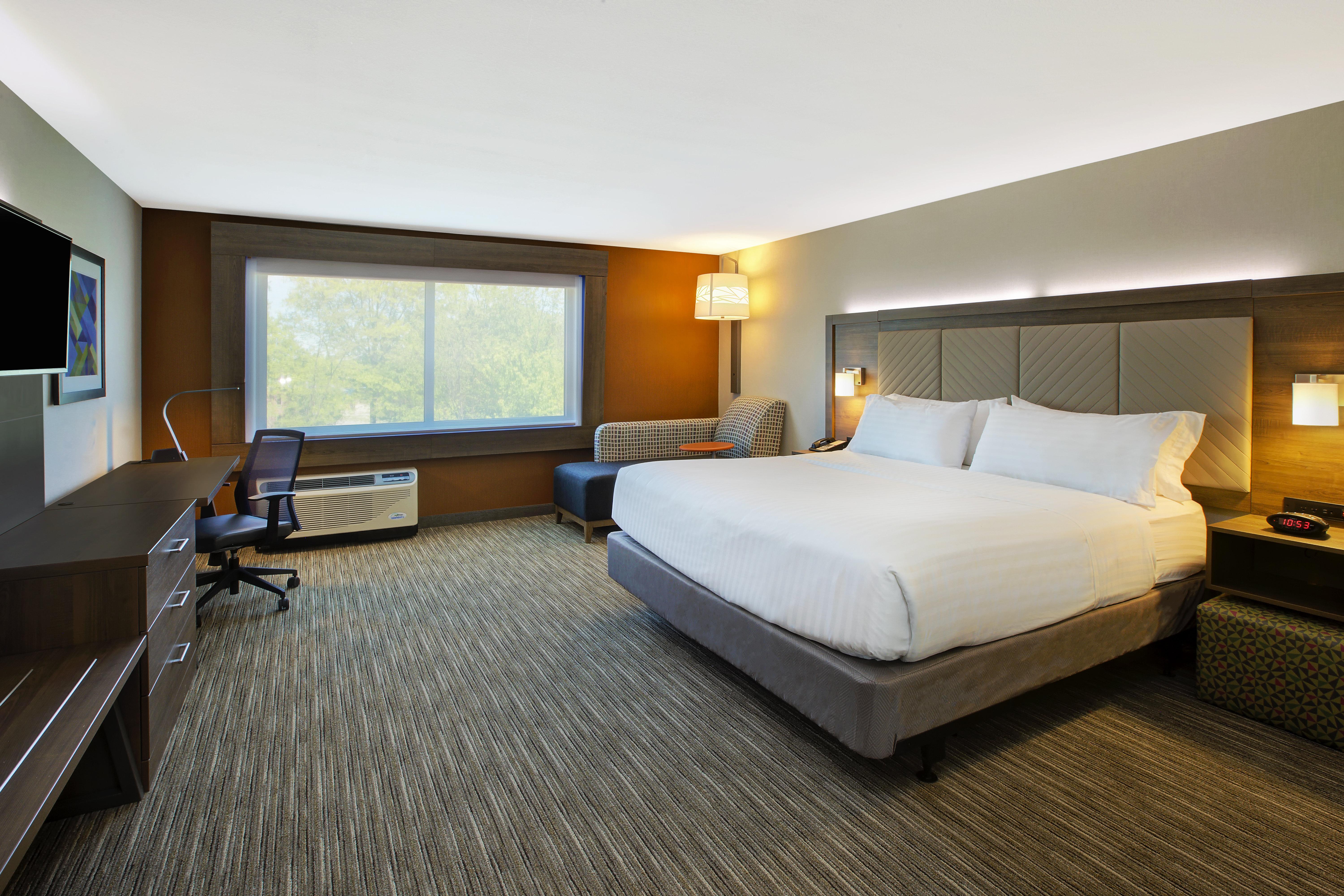 Hotel Express & By Ihg 2*